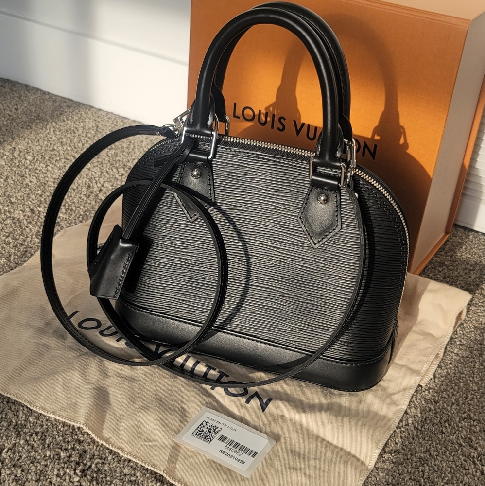 Louis Vuitton Alma bb